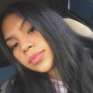 Meet your Posher, Daniela